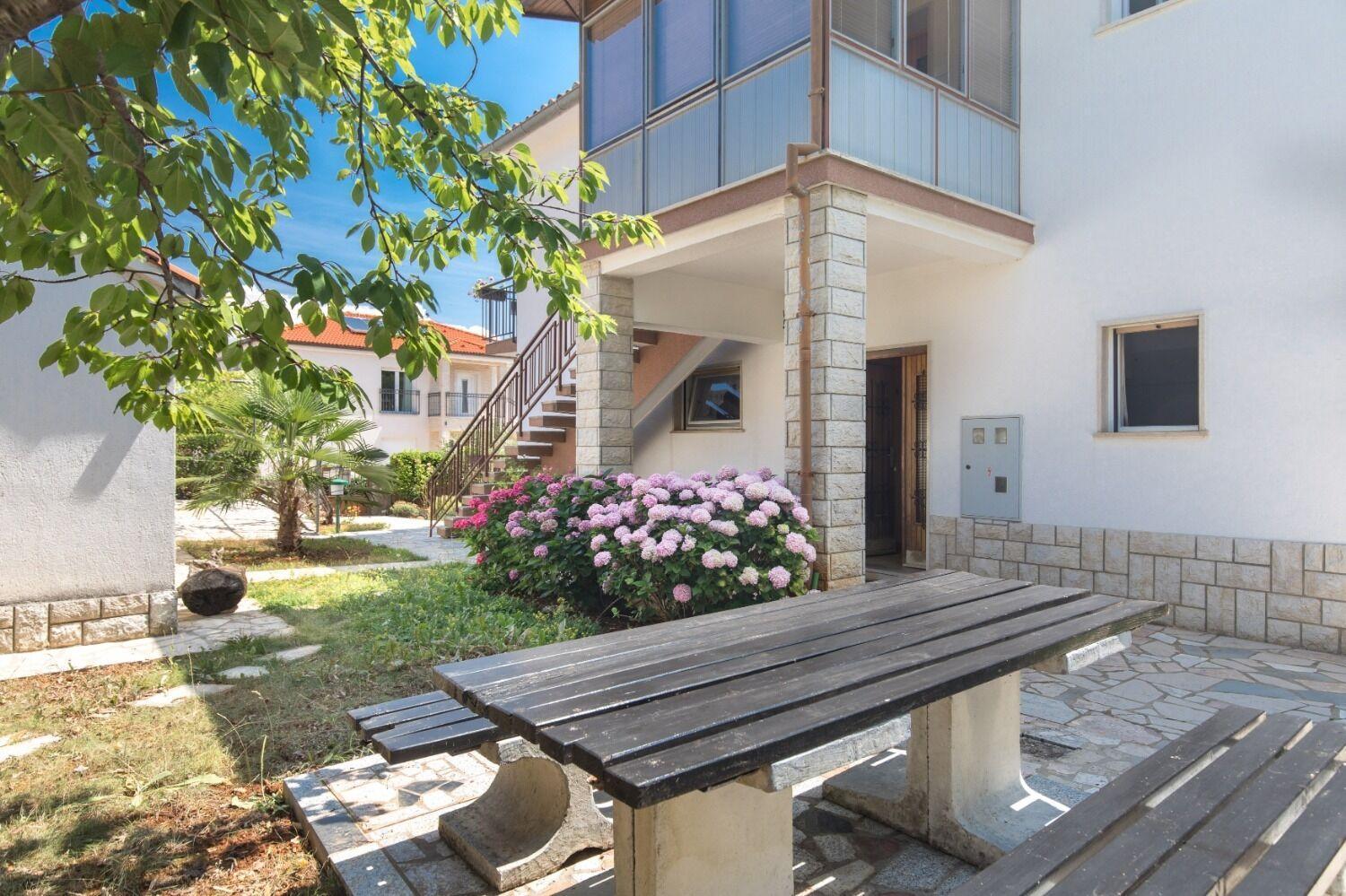 Apartments Kate - 100 M From Beach Malinska Luaran gambar