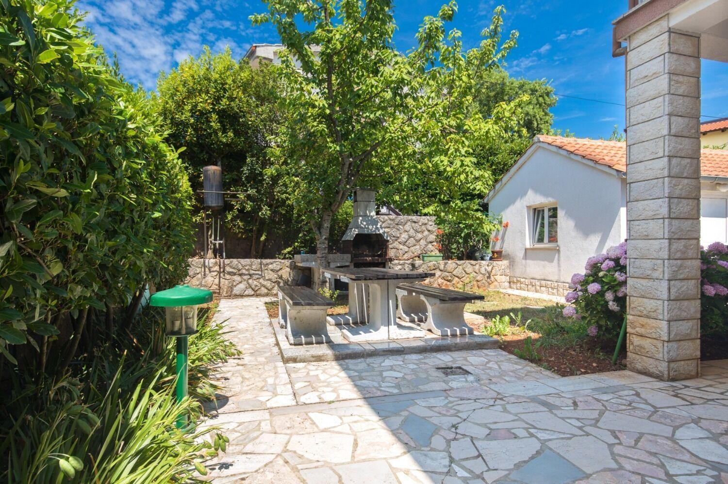 Apartments Kate - 100 M From Beach Malinska Luaran gambar